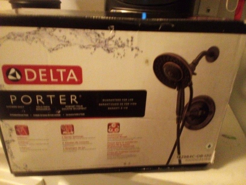 Delta Porter Shower (4 Spray Adjustable Settings)