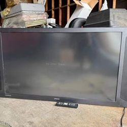 55" Hitachi Ultravision rear projection TV HDTV
