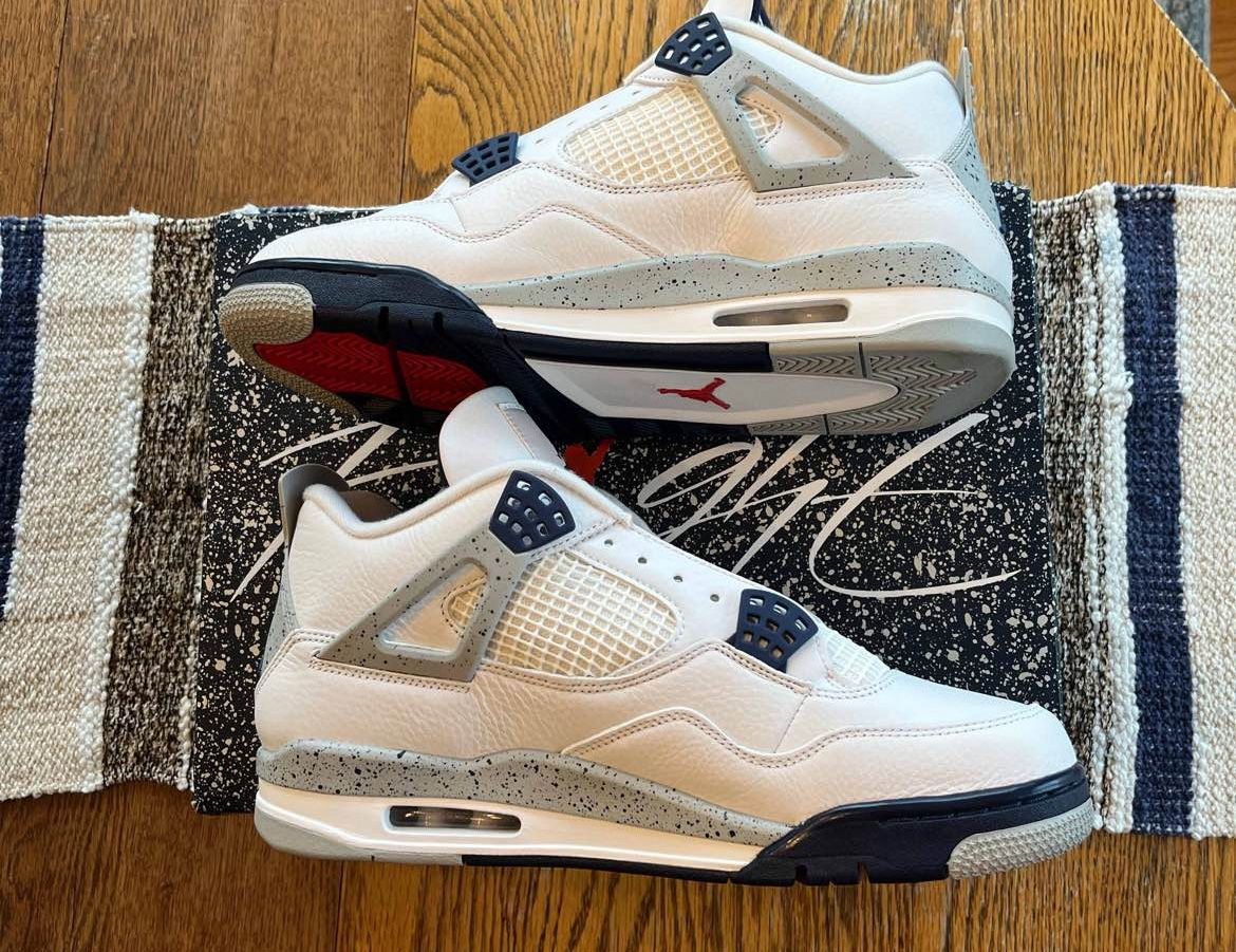 Jordan 4 Midnight Navy