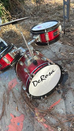 DeRosa Red Mini Drum Kit