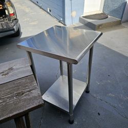 Nsf Certified Stainless Steel Table, 24in X 24in, Adjustable Legs