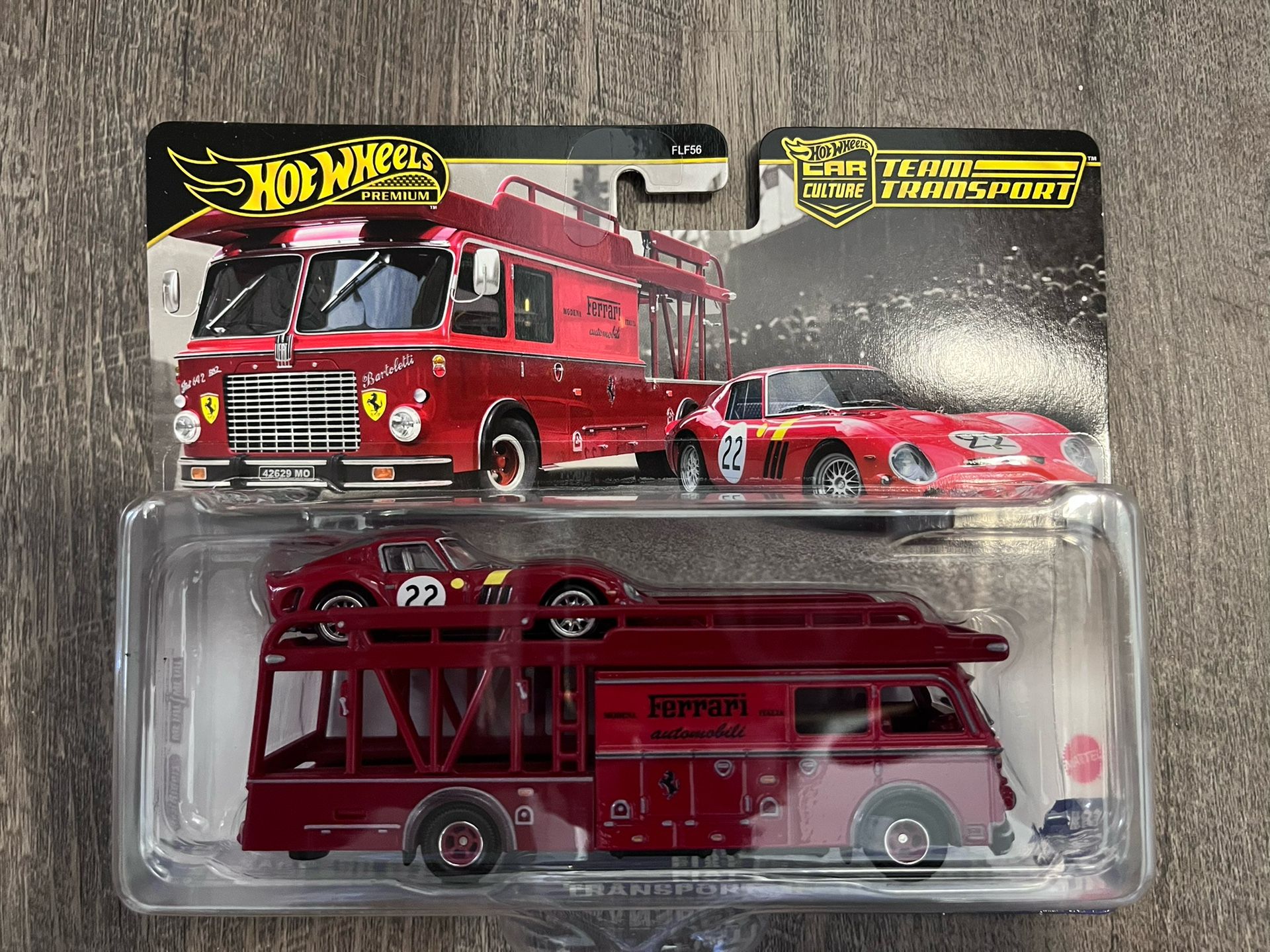 Hot Wheels Ferrari 250 GTO Team Transport 