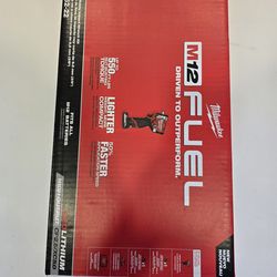 Milwaukee M18 Fuel 3/8 Impact Wrench With 2 Batteries and Charger