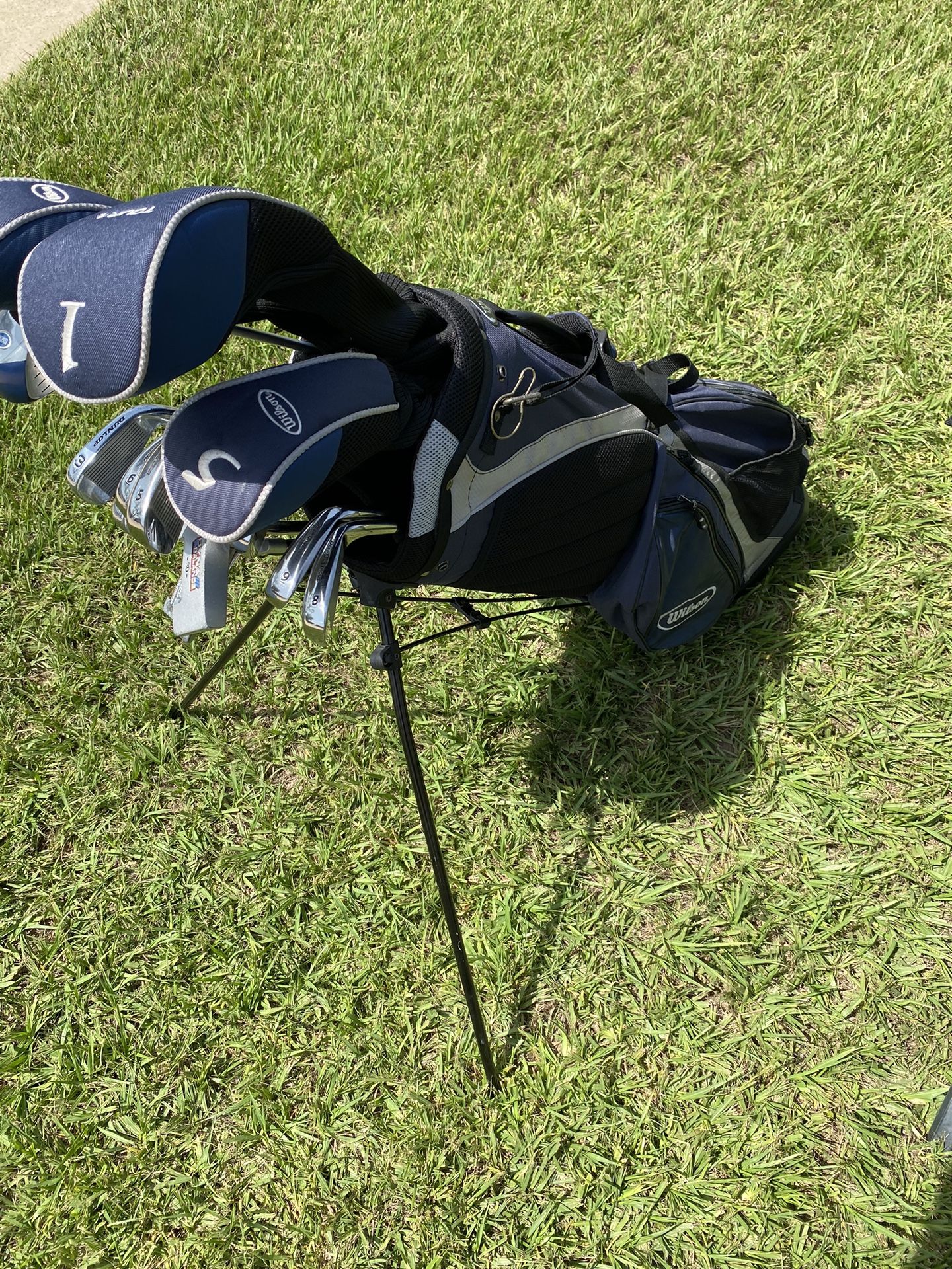 Entire Left Handed Golf Club Set Wilson With Bag And Balls for Sale in Spring, TX OfferUp