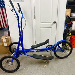 StreetStrider 3i  Street Strider Elliptical Exercise Bike