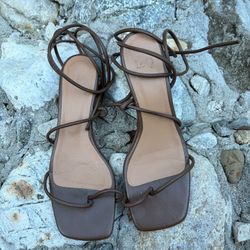 Loq Roma Sandals