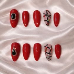 Handmade, Quality Press-on Nails