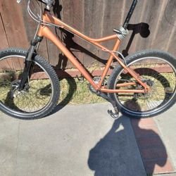 Giant Yukon Mountain Bike