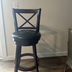 Swivel Solid Wood Bar Stool
