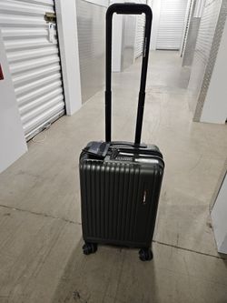 Travelers Choice Delmon 22 " Hardside  Spinner  Carry-On 