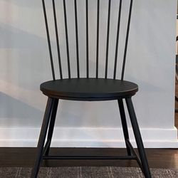 METAL DINING ROOM CHAIR W/CURVED BACK