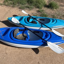 2 Pelican Trailblazer 80nxt Sit In Kayaks With Paddles