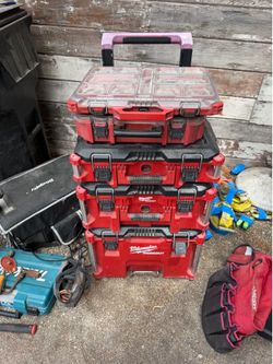 Milwaukee pack out boxes