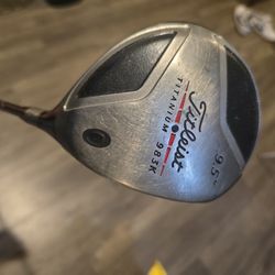 TITLEIST TITANIUM 983K  MEN'S DRIVER  9.5° DEGREE 