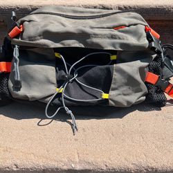 GAP Y2K Green Black Orange Hiking Fanny  Pack