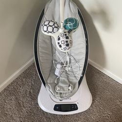Baby rocking chair