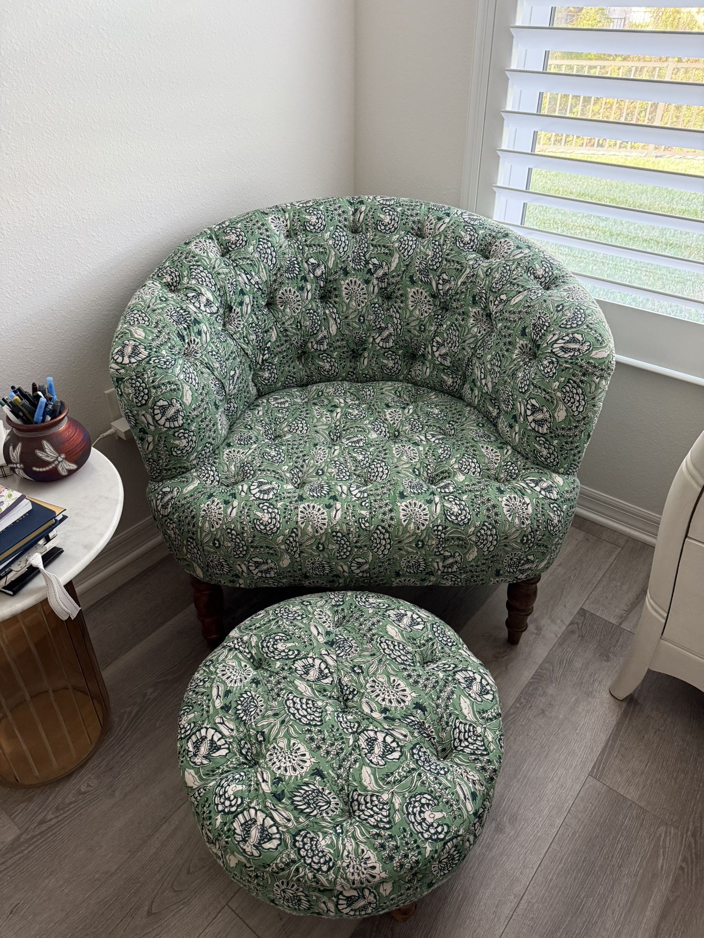 Accent Chair with Ottoman