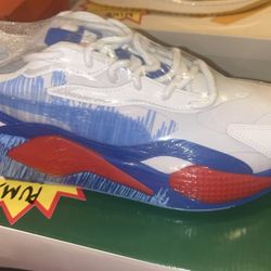 Brand New Kicks *Sneakers