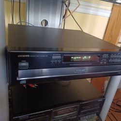 ONKYO 6 DISCS CD PLAYER $125 FINAL PRICE SAME DAY SHIPPING 