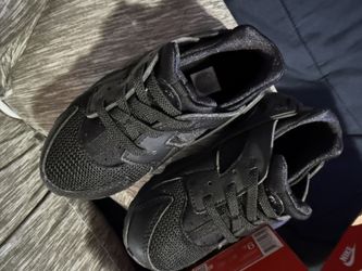 Toddler Nike Huarache 9c
