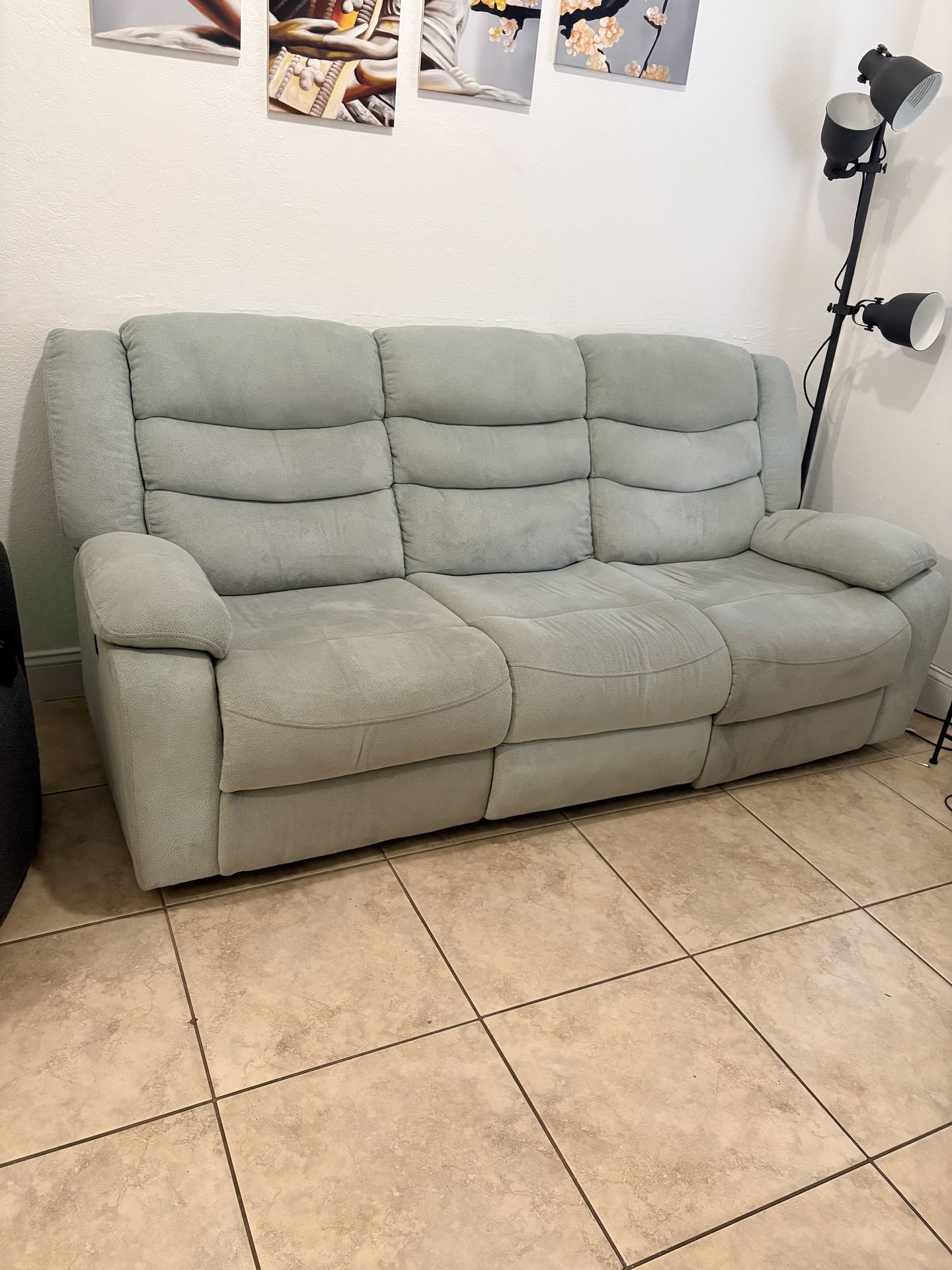 Electric reclining sofa