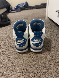 Jordan 4’s military blue