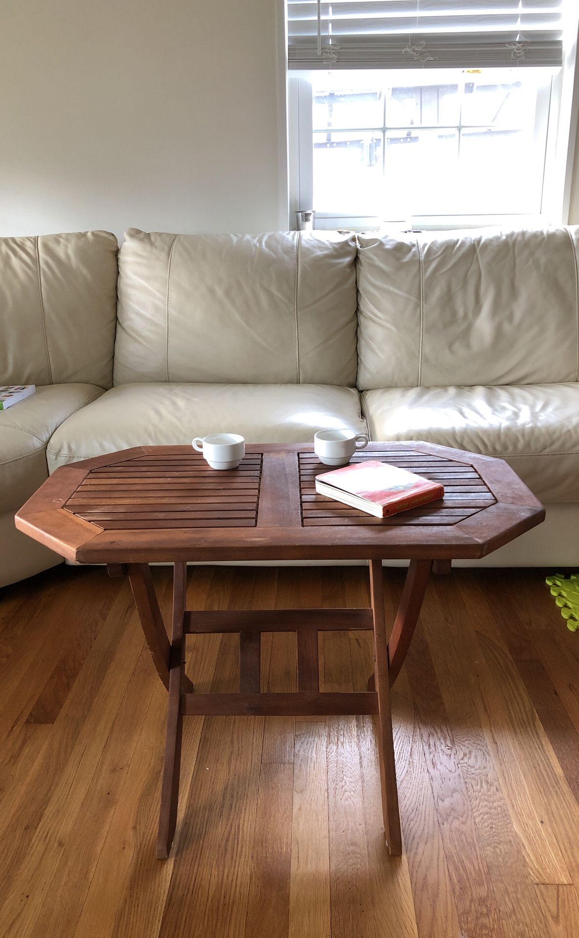Wooden coffee table / patio table