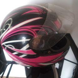 girl helmet