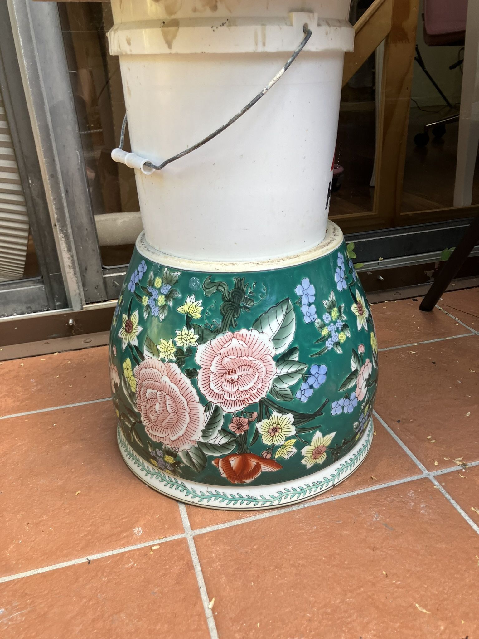 Planters And Plants Different Prices