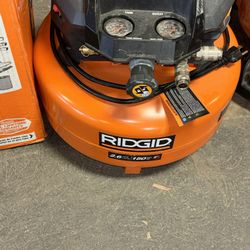 6 Gal. Portable Electric Pancake Compressor