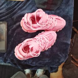 Balenciaga Track