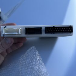 03 BMW 530i Low Basic Body Module 