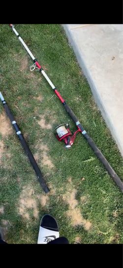 Fishing poles/reels