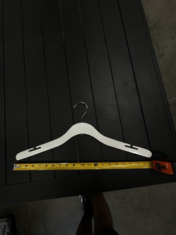 White wood top / suit hanger