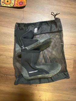 Scuba diving shoes, size 8