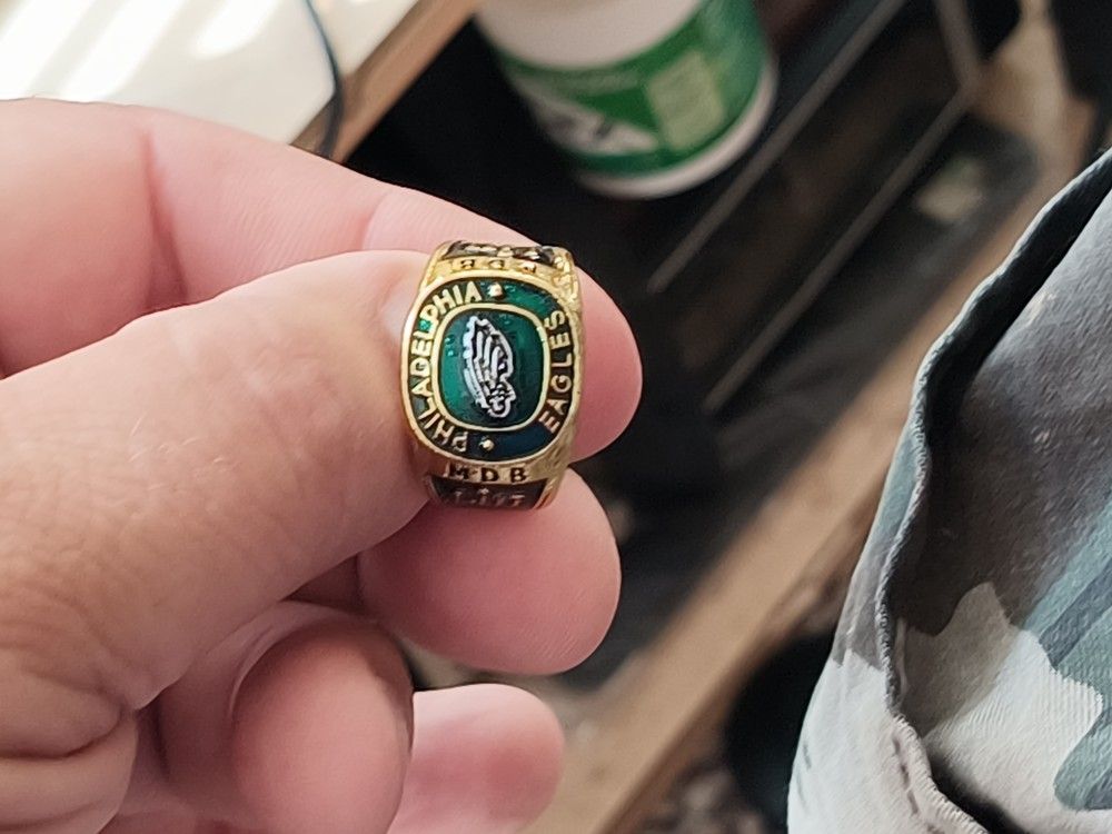 Ladies Size 12 Philadelphia Eagles Ring NFL
