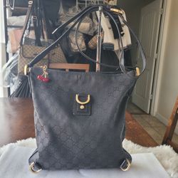 Authentic Gucci GG Abbey D-Ring Cloth Canvas Crossbody- USED(PRE-LOVED)