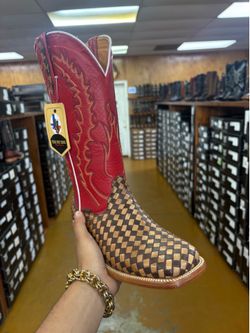Men’s Boots