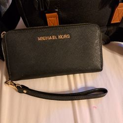 Micheal Kors Wallet  