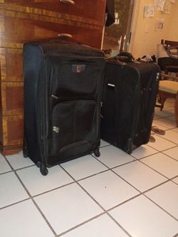 Suitcase/ Maleta