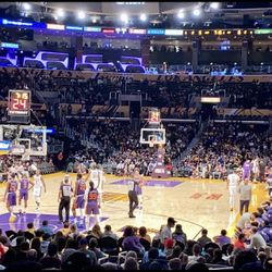🎅🎄🏀🔥CHRISTMAS DAY Lakers Vs Nets FLOOR 106 Row 12… 2 Tickets Avail🔥🏀🎄🎅