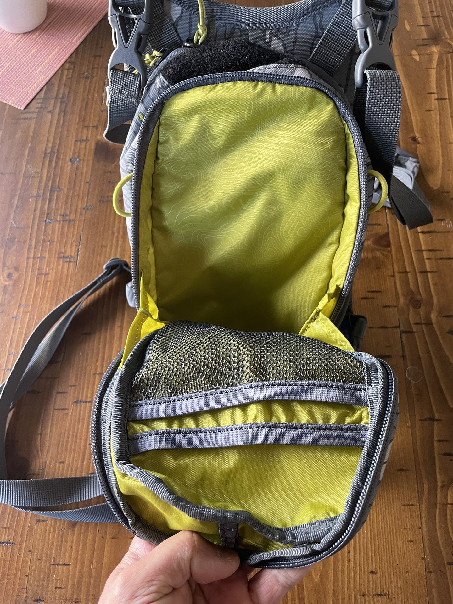 Orvis Chest Pack - Fly Fishing for Sale in Parker, CO - OfferUp