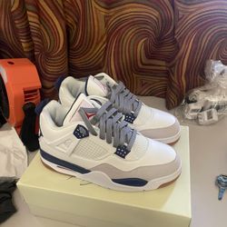 Jordan 4’s SB Size 10
