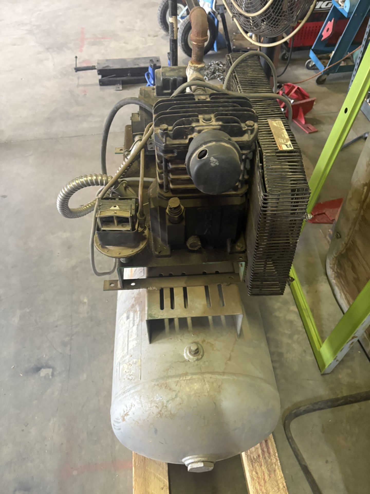 Nice Heavy Duty Compressor!
