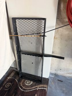 Cargo hitch carrier