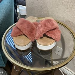 Koolaburra by UGG Women's Roubie Fuzz slide sandal