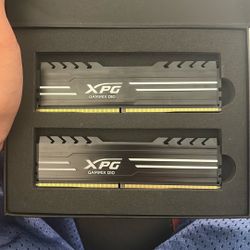 2x16GB Of Ram DDR-4 3200MHz 1.35v 