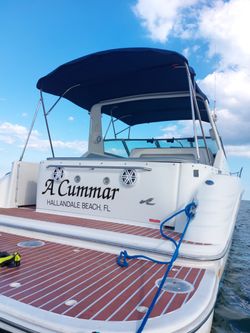 Searay 34 Feet