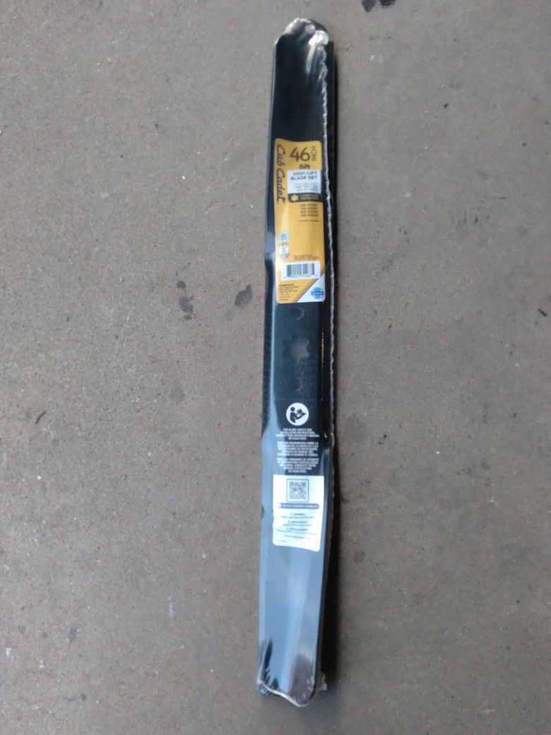 Club Cadet 46" Lawn Mower/ Tractor High Lift Blade