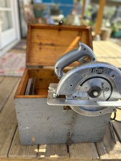 Vintage Black & Decker Saw